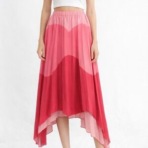 ✨ SHEIN Pink Ombré Pleated Asymmetrical Skirt | Size Small ✨